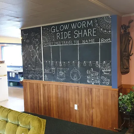 Glow Worm Accommodation-3